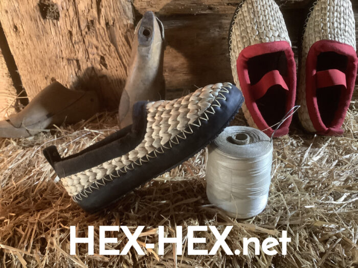 Strohschuhe | Schlauchsohle mit aufgeklebter Laufsohle – Bild 4
